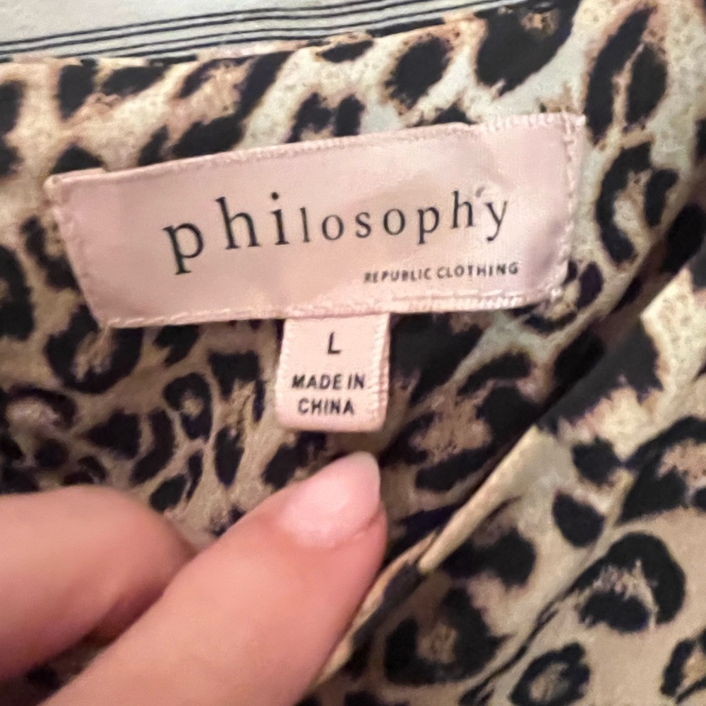 Leopard Blouse - Picture 2 of 2